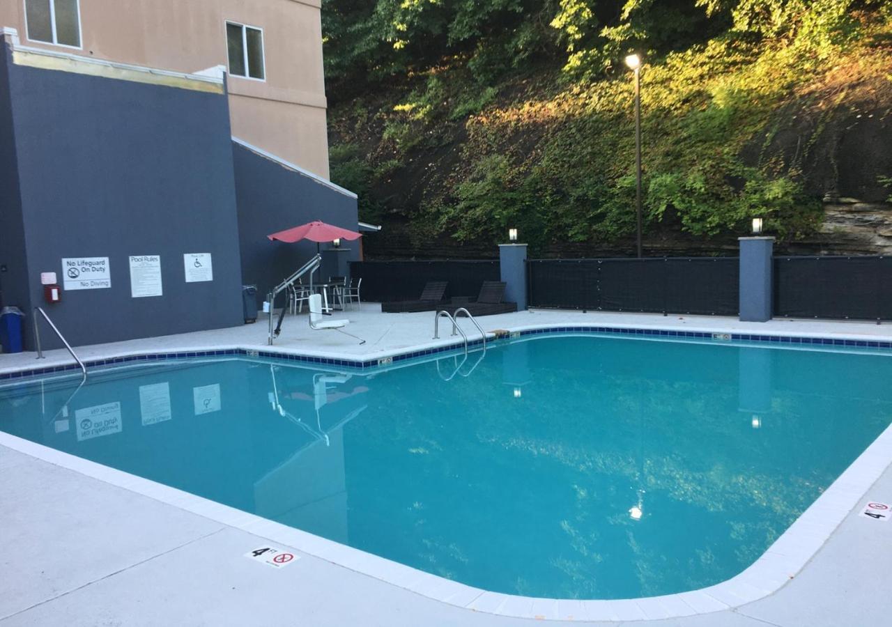 Comfort Suites Nashville Airport - Bna Exterior photo