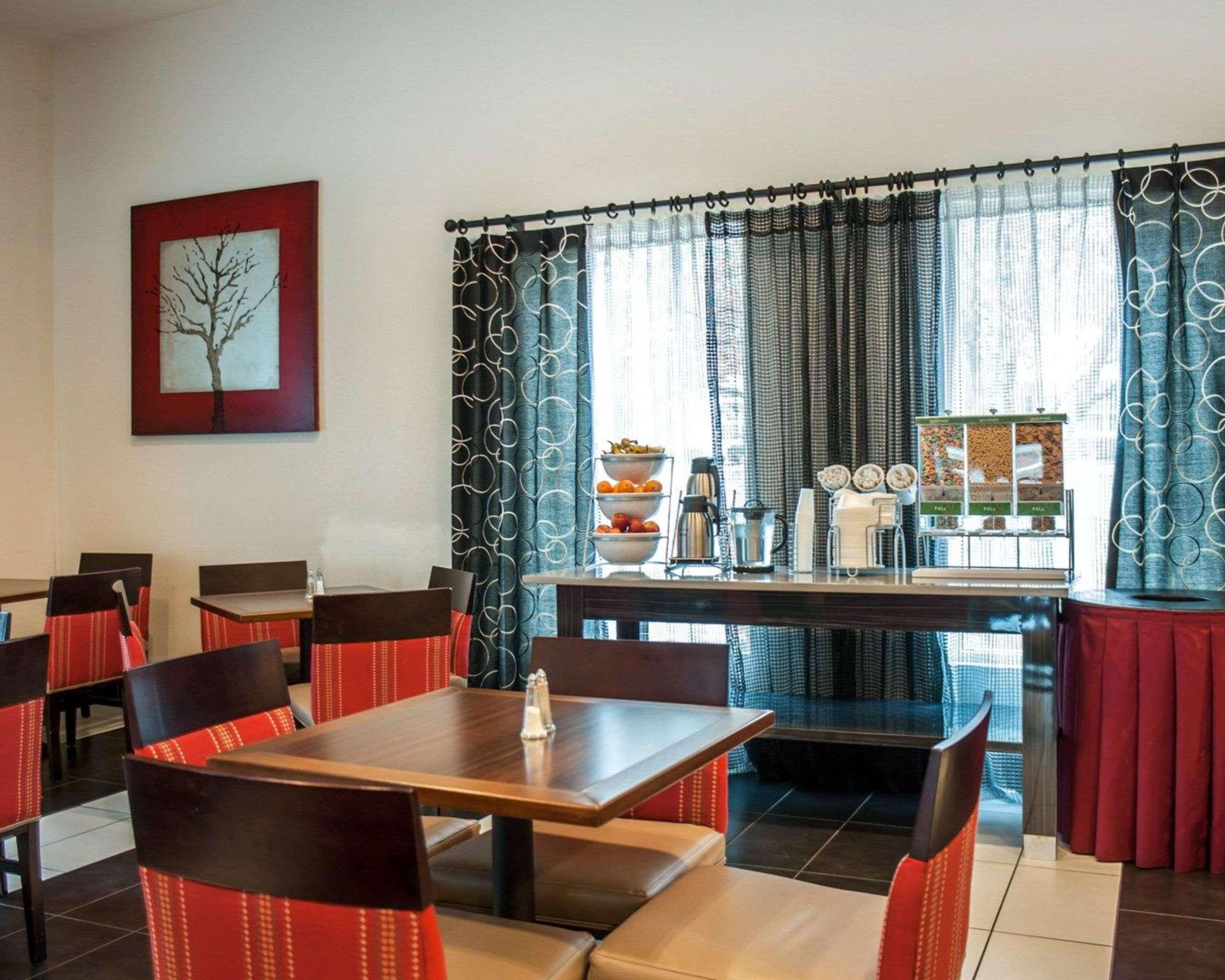 Comfort Suites Nashville Airport - Bna Exterior photo