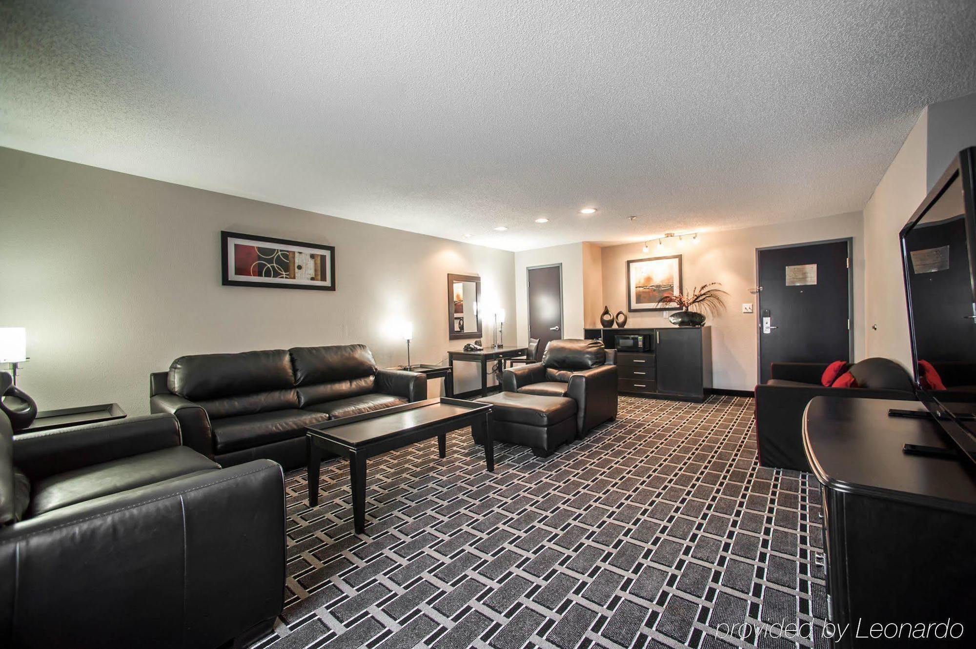 Comfort Suites Nashville Airport - Bna Exterior photo